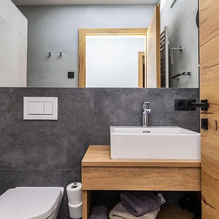 Haus Talblick فلاخاو