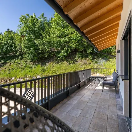 Haus Talblick * فلاخاو